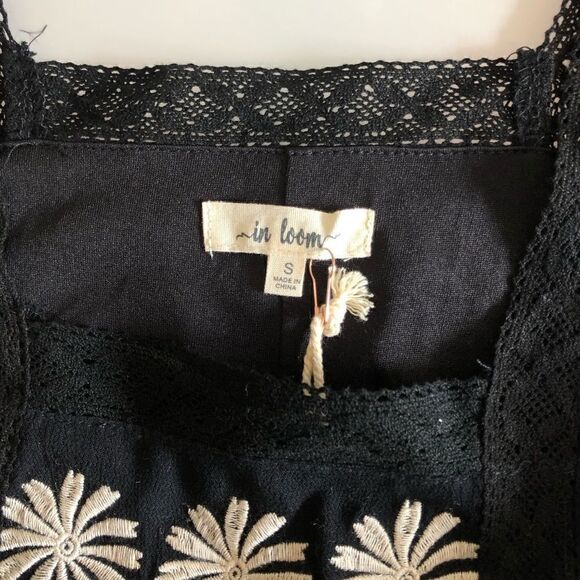 Embroidered Black Blouse - Picture 9 of 12